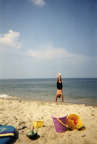 HandstandSM